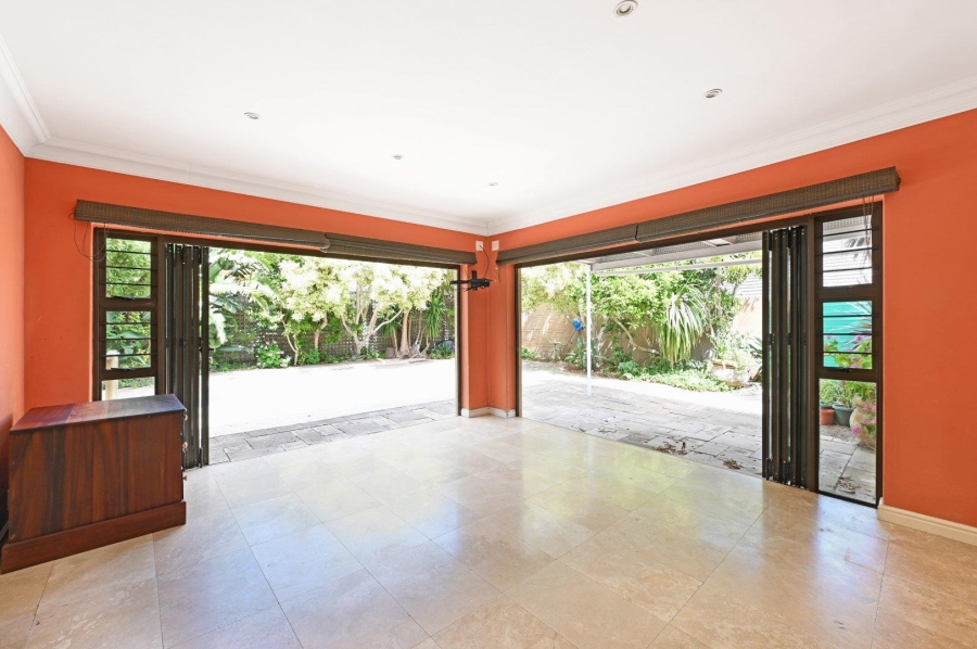 To Let 3 Bedroom Property for Rent in Fish Hoek Western Cape